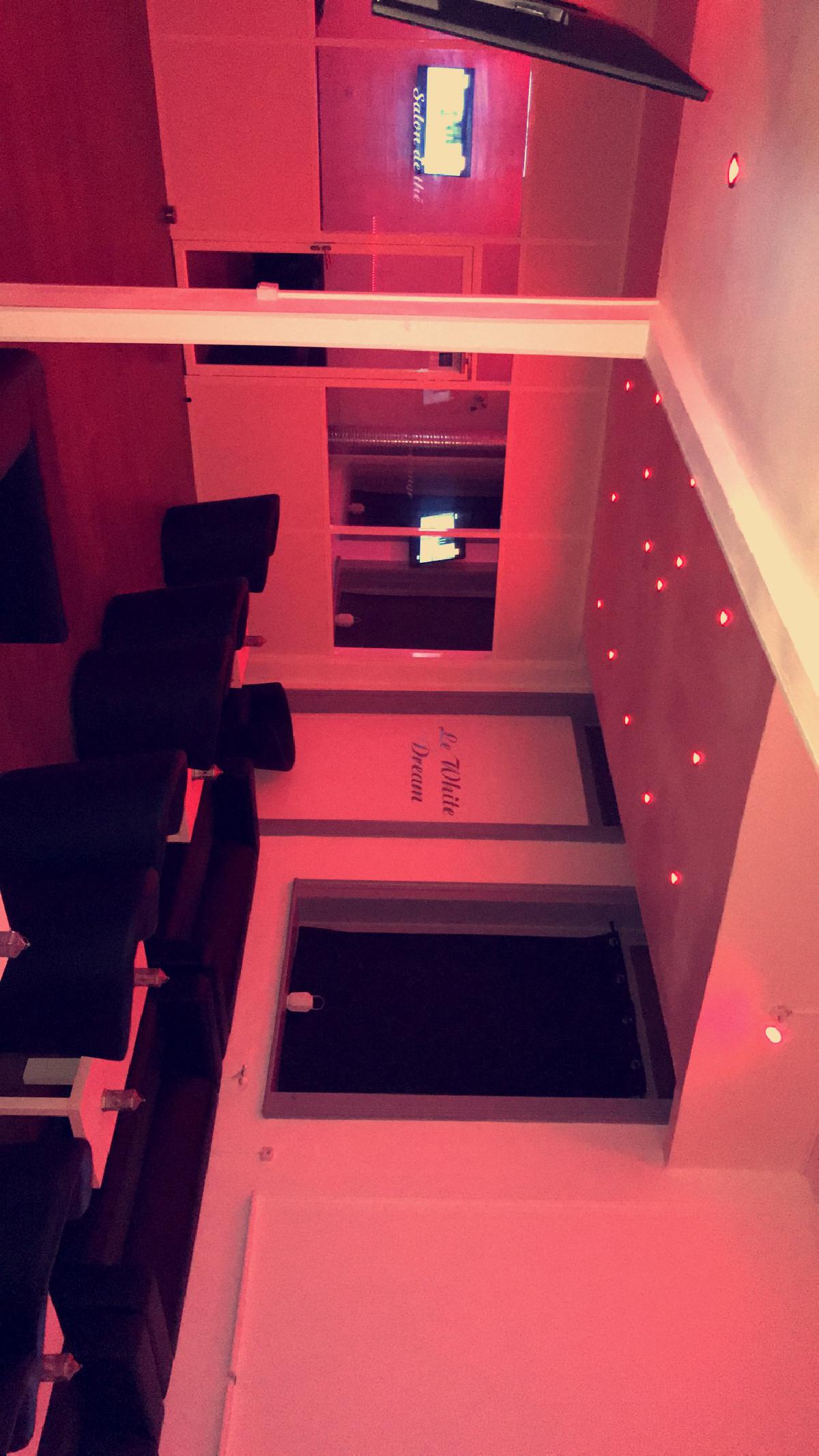 Le White Dream Lounge