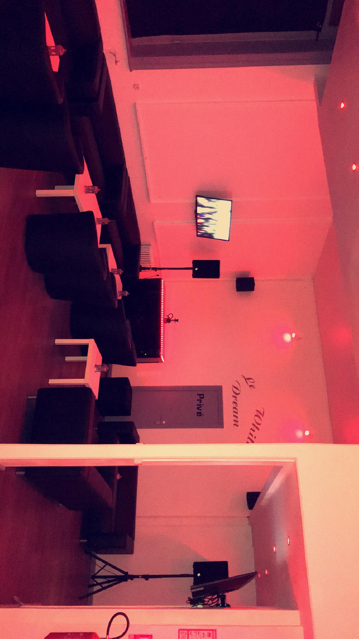 Le White Dream Lounge