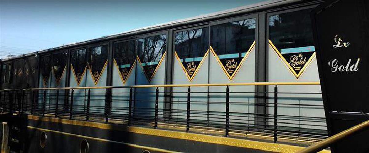 Le Gold Lounge Restaurant 