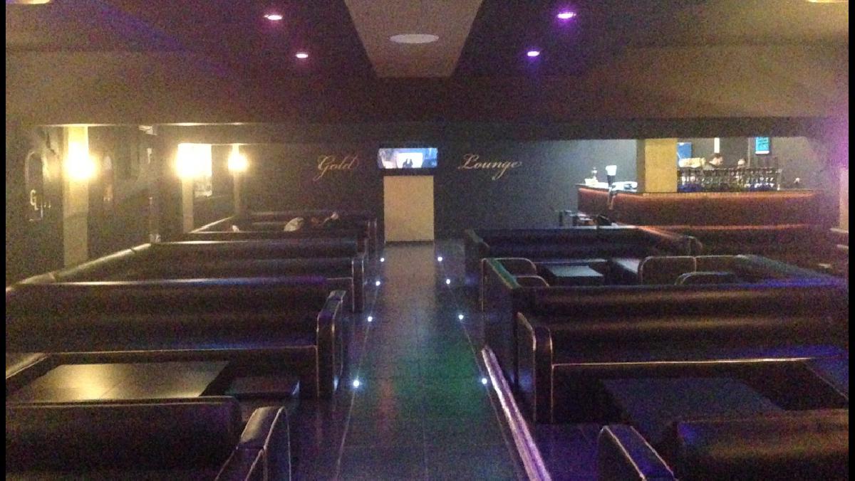 GOLD LOUNGE
