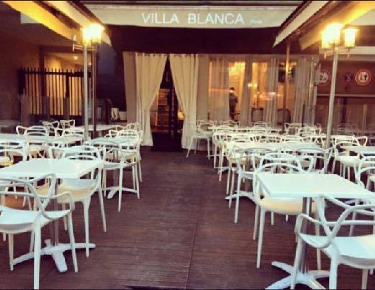 LA VILLA BLANCA