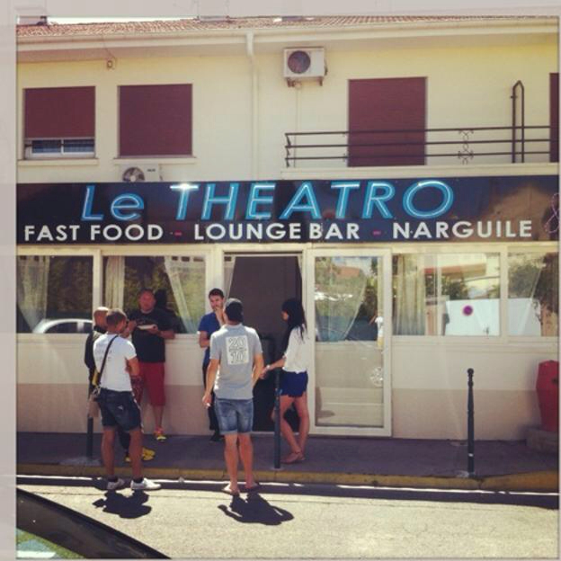 Le theatro