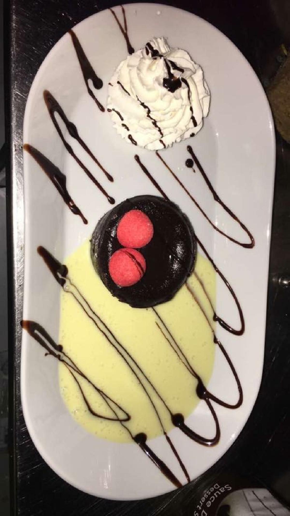 BIG WHITE EVIDEMMENT