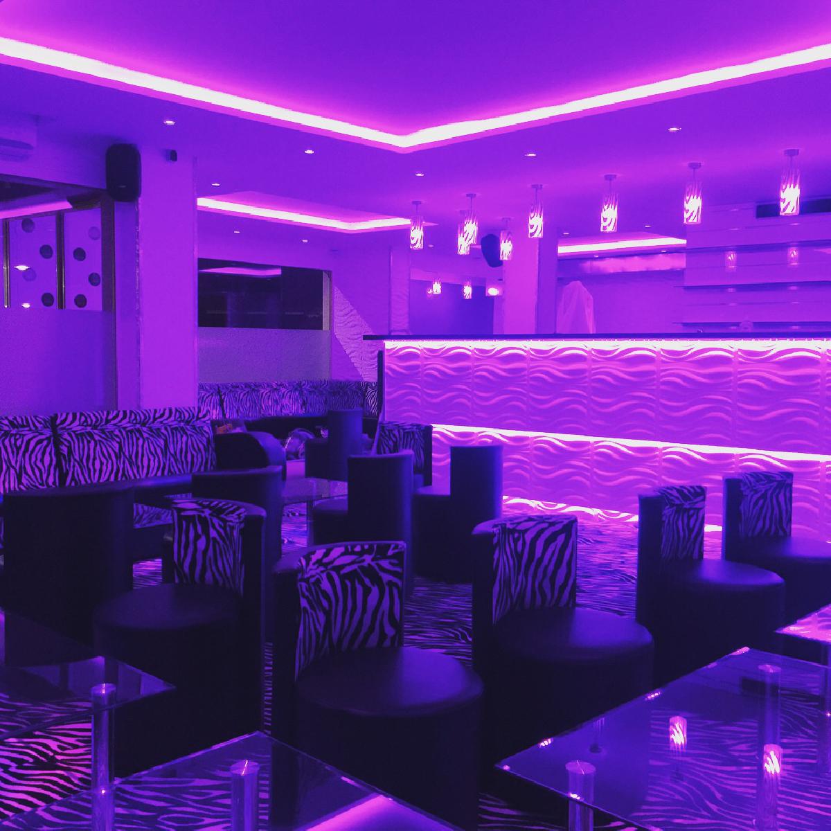 Seven Luxury Hookah Lounge 