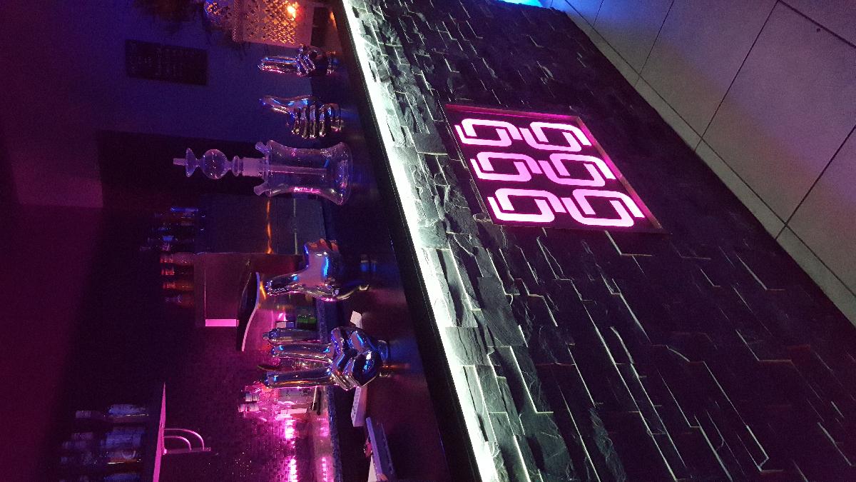 Madison cups and drinks