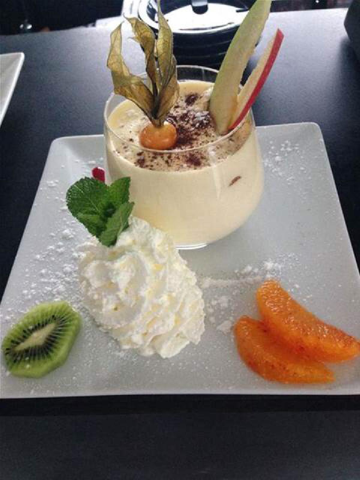 Le Gold Lounge Restaurant 